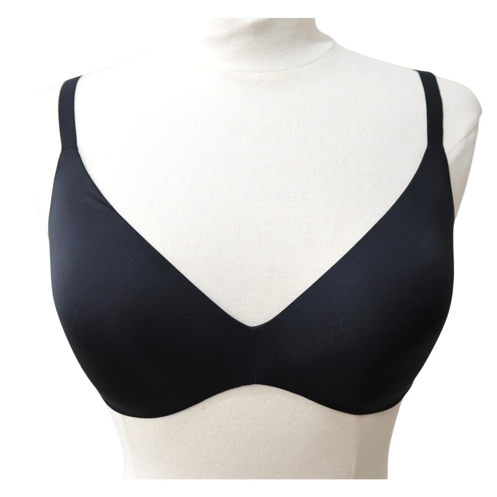 A3 NWT New SKIMS Wireless Form Push-Up Plunge Onyx / Black Bra 38D $54